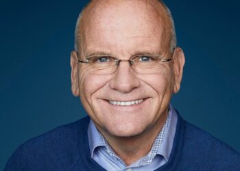 Spurður hvort hann vildi taka snöggan snúning á Íslandsbanka?