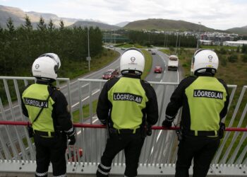 Tveir handteknir vegna andláts á Selfossi