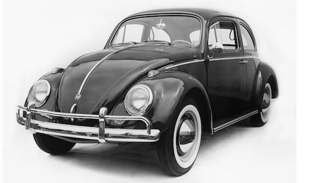 Reykt í bíl með börnin aftur í og hval­kjöt í skottinu