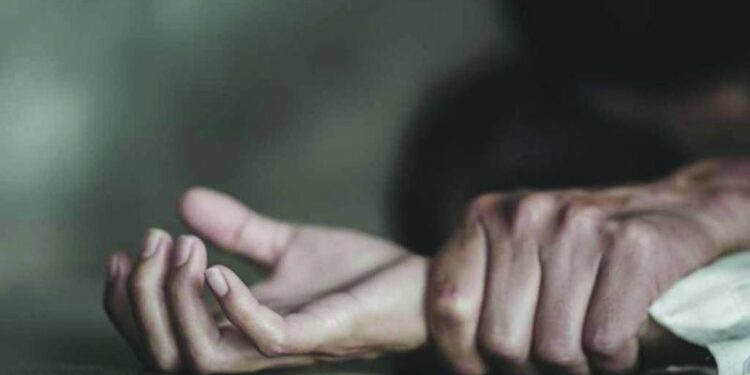 Tvisvar logið um kynferðisofbeldi