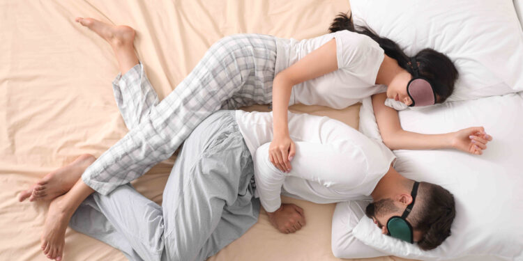 Er svefn Íslendinga að styttast? – Svefnlengd og svefntímar