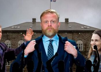 Mótmæli við Alþingi – ,,Vanhæf ríkisstjórn“