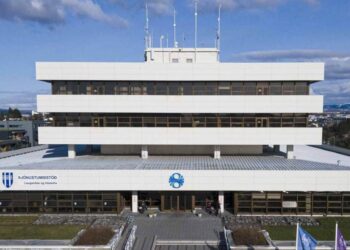 Menningar- og viðskiptaráðherra hefur skipað starfshóp um málefni RÚV