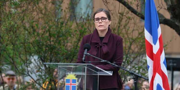 ,,Hver við erum við og hver viljum við vera?“