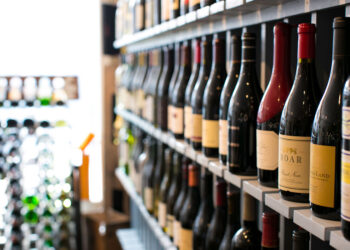 Einstaklingar geta keypt áfengi í matvöruverslun