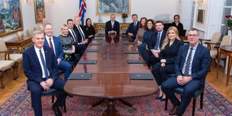 Óánægja með störf ríkisstjórnarinnar aldrei verið meiri