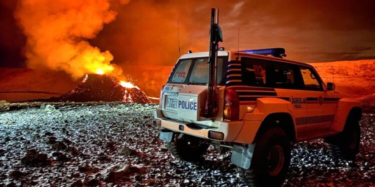 Ríkislögreglustjóri: Óvissustig Almannavarna vegna jarðskjálftahrinu á Reykjanesskaga