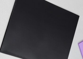 Svört skýrsla um viðskiptabanka á Íslandi