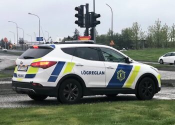 Níu handteknir vegna innflutnings á kókaíni