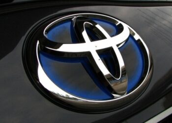 Toyota söluhæsta bílategundin