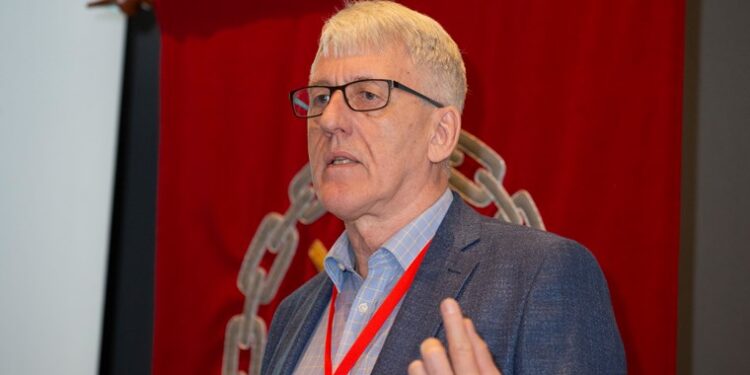 ASÍ hætti viðskiptum við Íslandsbanka