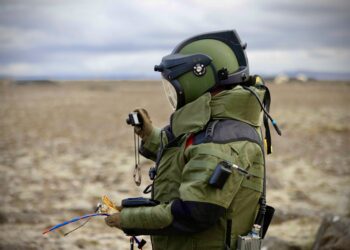 Landhelgisgæsla Íslands æfir með sprengjusérfræðingum NATO