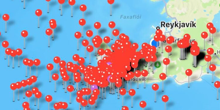 Grindavík rýmd og neyðarstig í gildi