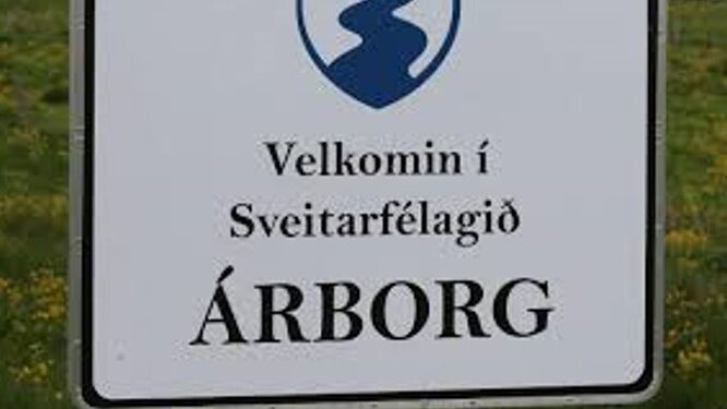 Íbúar á Stokkseyri og Eyrarbakka mótmæla – Bæjarstjórn Árborgar svarar ekki