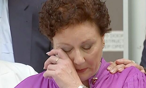 Móðir sýknuð af ásökun um að hafa myrt fjögur ungabörn sín