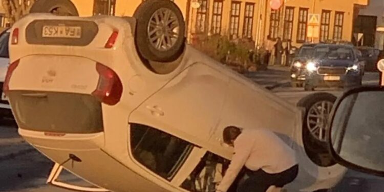 Bílvelta við Tjörnina