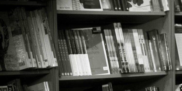 83,3% bókatitla prentaðir erlendis