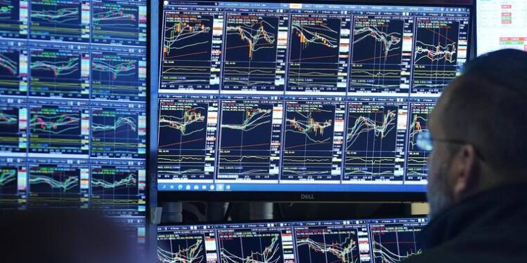 Nýju fötin keisarans seld í Kauphöllum