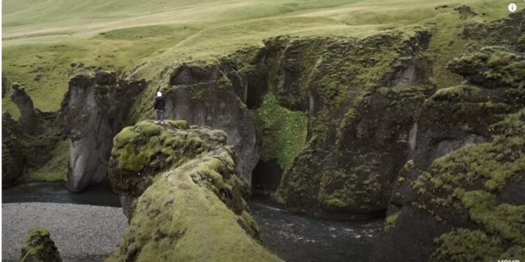 Fjarðargljúfur, náttúruperla í einkaeigu – Justin Bieber myndband