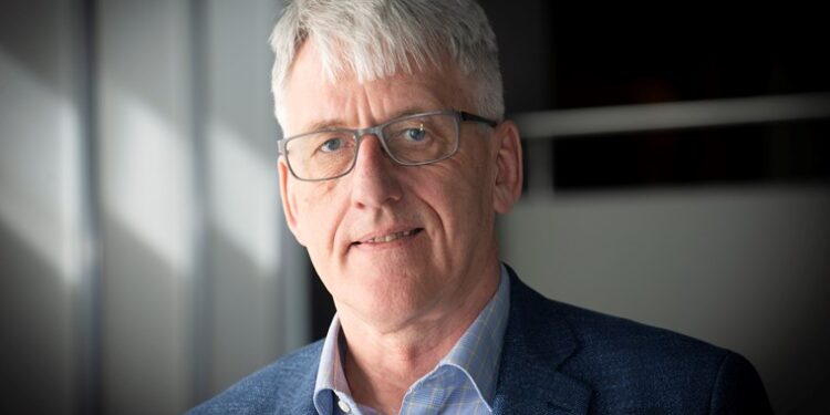 Vextir geta og þurfa að lækka