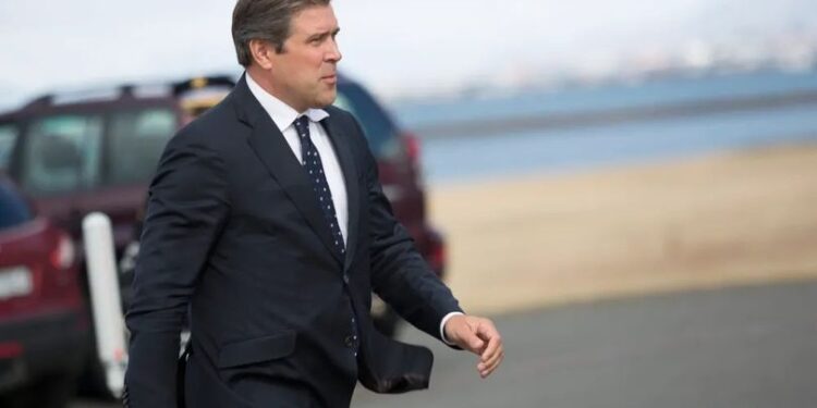 ,,ÞAÐ Á AÐ STRÝKJA STRÁKALING – GRALLARINN ÚR GARÐABÆNUM“