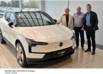 Myndbirting á nýjum bíl verðandi forseta sögð byggð á misskilningi