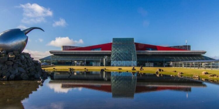 Sprengja sprakk í Leifsstöð