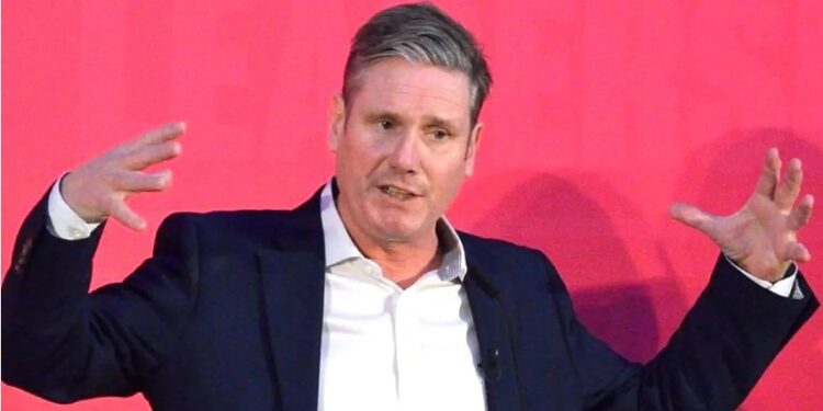 Bretland gefur Úkraínu „leyfi“ til að skjóta á Rússland