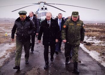 FORHEIMSKUN STJÓRNMÁLANNA NATO – heimurinn er á barmi kjarnorkustyrjalda