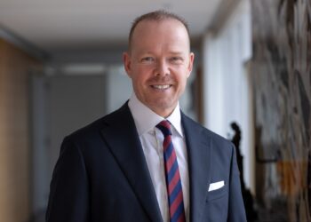 Arnar Þór Jónsson, hæstaréttarlögmaður stofnar Lýðræðisflokkinn