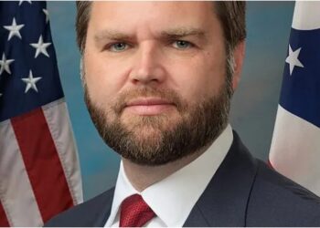 Við munum reka alla ritskoðunarmenn