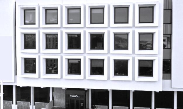 ,,Seljum restina af Íslandsbanka og svo Landsvirkjun… áður en flokkurinn hverfur“