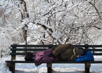 Íslendingar mega éta það sem úti frýs! – 32 milljarðar í hælisleitendur