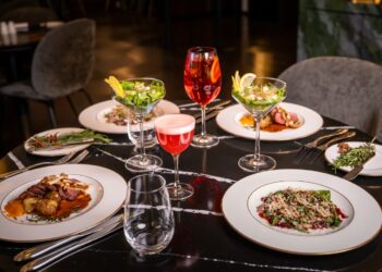 Hátíðarstemning á veitingastaðnum Hjá Jóni restaurant, við Austurvöll