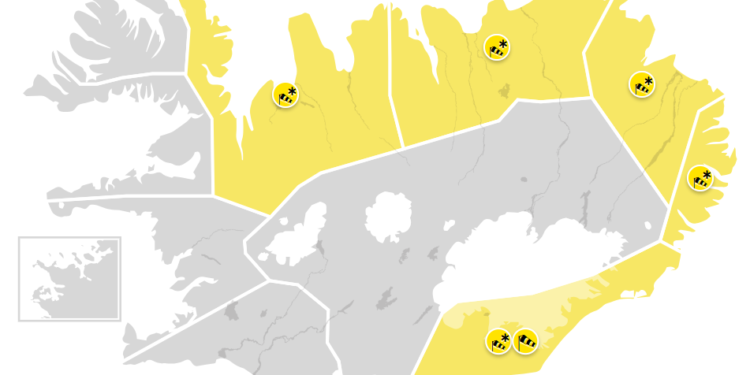Gul viðvörun: Norðaustan og norðan 13-20 m/s í dag