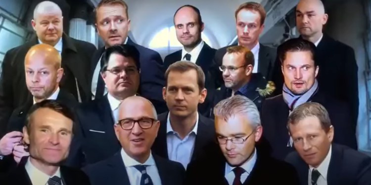 Michael Moore fjallar um glæpina sem gerðu Ísland gjaldþrota – ÞRIÐJA SÆTI YFIR MEST LESIÐ 2025