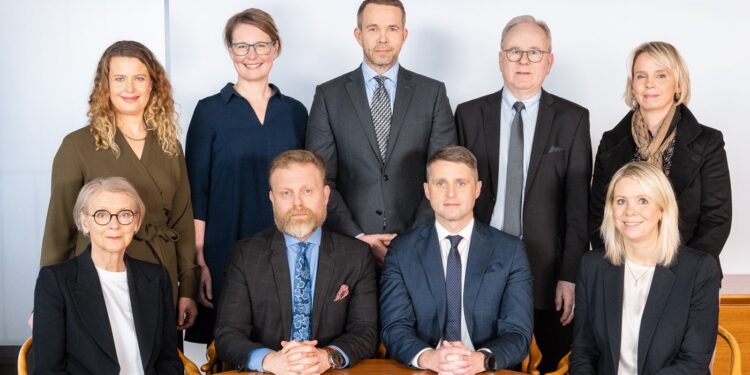 ,,Fjármálakerfið hér á landi stendur traustum fótum“