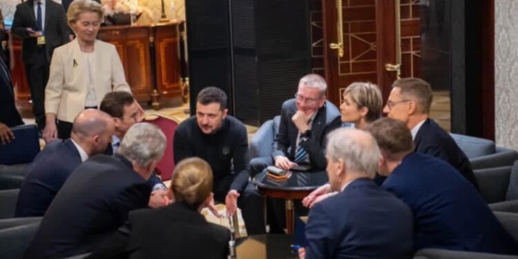 “FRIÐUR ER HÆTTULEGRI EN STRÍГ