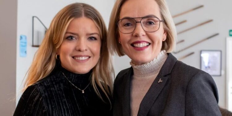 Áslaug Arna Sigurbjörnsdóttir og Guðrún Hafsteinsdóttir