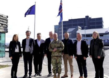 Yfirhershöfðingi Atlantshafsbandalagsins í heimsókn á Íslandi