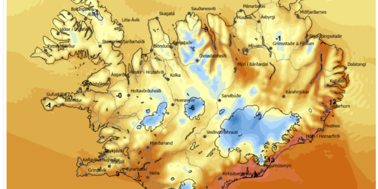 Hiti fjögur til fjórtán stig