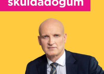 Rjúfa kyrr­stöðu og hefja sókn við upp­bygg­ingu innviða