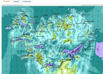 Víða slydda eða snjókoma til fjalla og köld norðlæg átt