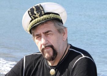 Gylfi Ægisson er látinn