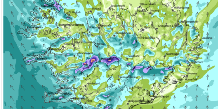 Suðlægur strekkings vindur