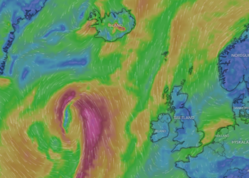 Röð lægða nálgast landið