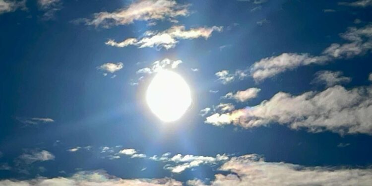 Lögreglan varar við eldhættu af völdum sólar