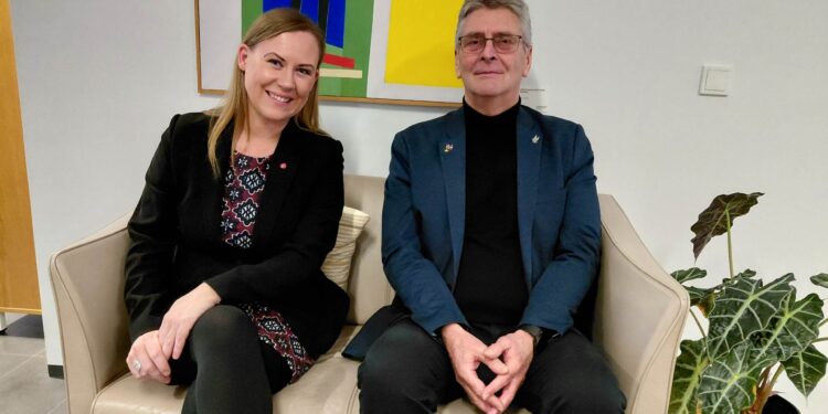 Barnamálaráðherrar Íslands og Noregs ræða um öryggi barna