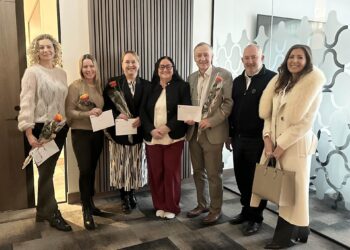 Kvennaathvarf fær 30.000.000 kr. en karlaathvarf 3.500.000 kr.