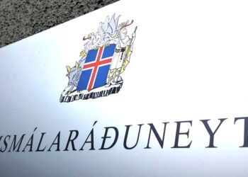 Dómsmálaráherra skoðar foreldraútilokun og breytingu á hegningarlögum